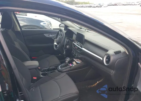 2024 Kia Forte Lxs from USA, damaged, VIN 3KPF24AD3RE824253